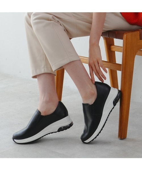 Pointer(shoes)(ポインター)の「【日本製・本革】4.5cmヒール スリッポンシューズ(スリッポン・レディース・グレー系その他/ブラック/ネイビー/ホワイト/グレイッシュベージュ・24.5cm/23cm/22.5cm/23.5cm/24cm)」の10枚目の写真