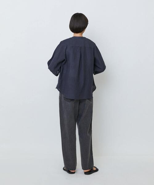 LOISIR（ロワズィール）の「【2月お気に入り登録ブランド内2位】グランジリネンフリルディテールブラウス（シャツ/ブラウス・レディース・ネイビー/ライトグレー/ピンク/オフホワイト/カーキ・FREE）」の16枚目の写真