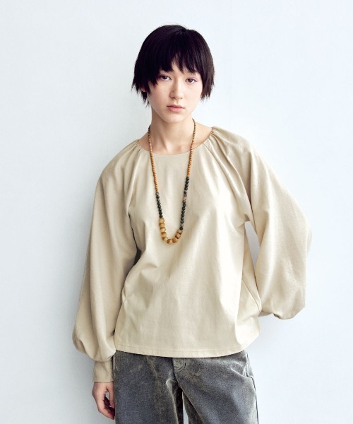 MEDE19F(メデジュウキュウ)の「MEDE19F ブラウススリーブカットソートップス(Tシャツ/カットソー・レディース・ブラック/ブラウン/ベージュ・L/M/LL)」の3枚目の写真