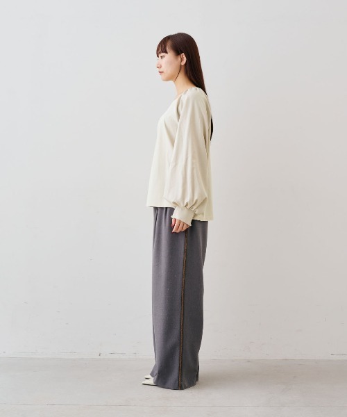 MEDE19F(メデジュウキュウ)の「MEDE19F ブラウススリーブカットソートップス(Tシャツ/カットソー・レディース・ブラック/ブラウン/ベージュ・L/M/LL)」の21枚目の写真