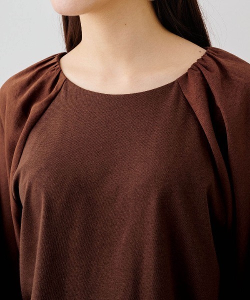 MEDE19F(メデジュウキュウ)の「MEDE19F ブラウススリーブカットソートップス(Tシャツ/カットソー・レディース・ブラック/ブラウン/ベージュ・L/M/LL)」の7枚目の写真