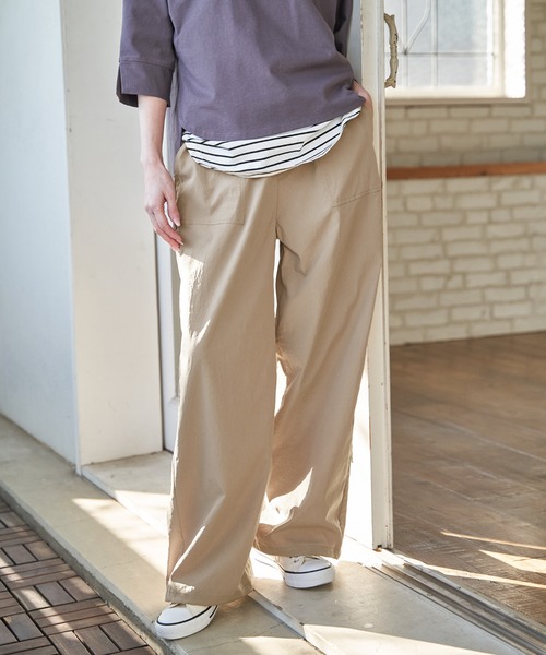 ikka（イッカ）の「【接触冷感／速乾】ドライテックチノベイカーパンツ（カーゴパンツ・レディース・オリーブ/ベージュ/ネイビー・S/L/M）」の4枚目の写真