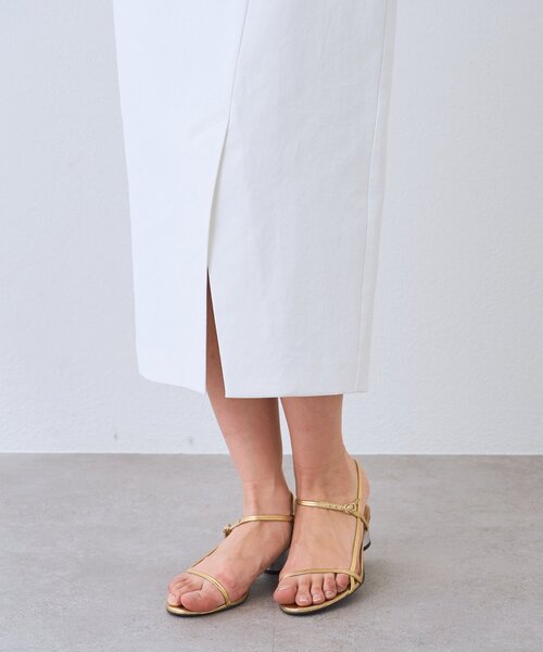 La boutique BonBon（ラブティックボンボン）の「【好感度UP・3サイズ展開】ドライオックスナロースカート2（スカート・レディース・サックスブルー/ネイビー/ライトグレー/ホワイト・38/36/34）」の6枚目の写真