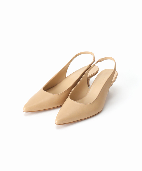 Noble（ノーブル）の「《追加・NOBLE別注》オリジナルバックストラップヒール（パンプス・レディース・ベージュ系その他/ブラック・25cm/24.5cm/24cm/23.5cm/23cm/22.5cm）」の12枚目の写真