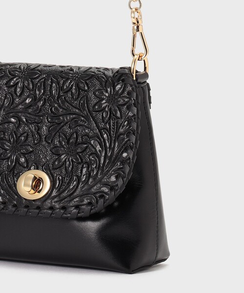 CARVING TRIBES(カービングトライブス)の「MiniShoulderbag(ショルダーバッグ・レディース・ブラック/レッド/ゴールド・FREE)」の9枚目の写真