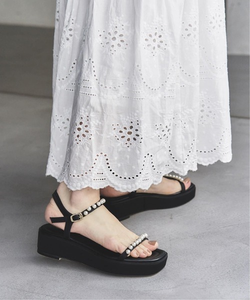 LE TALON(ルタロン)の「《追加》4cmパールプラットサンダル(サンダル・レディース・ブラック×ブラック/アイボリー・X-SMALL/SMALL/MEDIUM/LARGE/X-LARGE)」の1枚目の写真