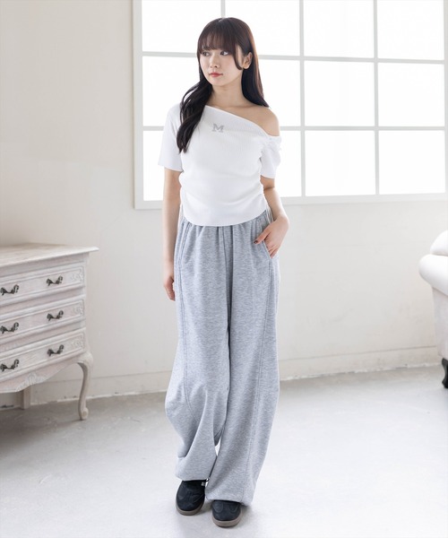 clear（クリア）の「ワンポイントラインストーンドロストワンショルニットトップス［骨格ウェーブ/Y2K］（ニット/セーター・レディース・オフホワイト/ブラック/イエロー/杢グレー・F）」の20枚目の写真