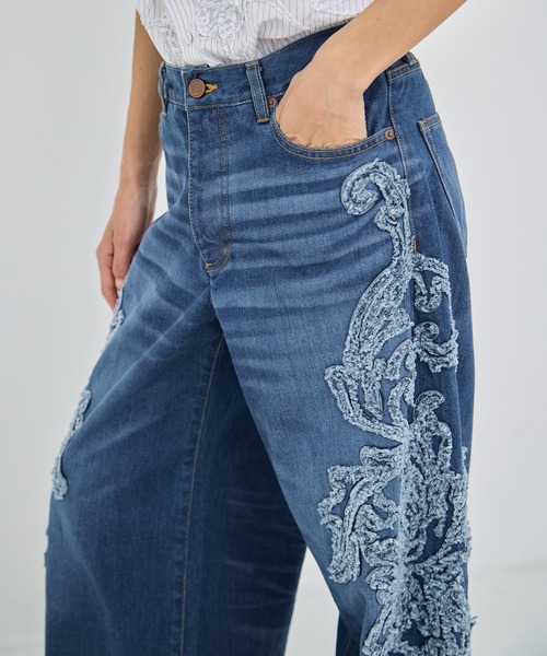 TAAKK(ターク)の「【TAAKK/ターク】Denim Pants(刺繍)/デニムワイドパンツ(デニムパンツ・レディース・インディゴブルー/マルチ・1/2)」の16枚目の写真