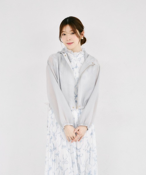 tocco closet(トッコ クローゼット)の「サイドリボン付きシアーブルゾンパーカー(パーカー・レディース・オフホワイト/グレイッシュベージュ/グレー系その他・M)」の13枚目の写真