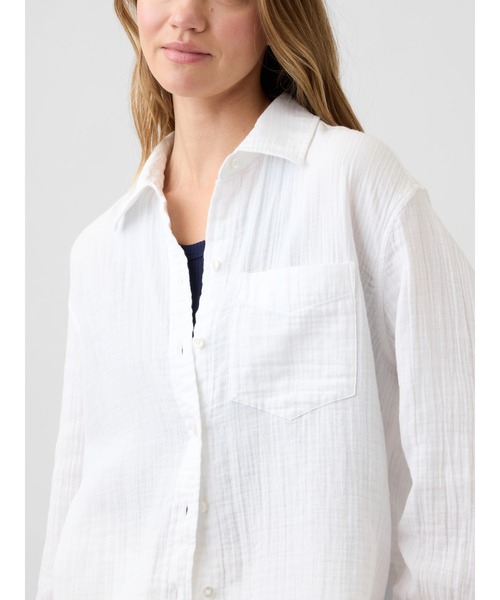GAP(ギャップ)の「ガーゼ オーバーサイズシャツ 長袖(シャツ/ブラウス・レディース・ブラック/ホワイト/ブラウン・XXS/L/M/S/XS)」の4枚目の写真