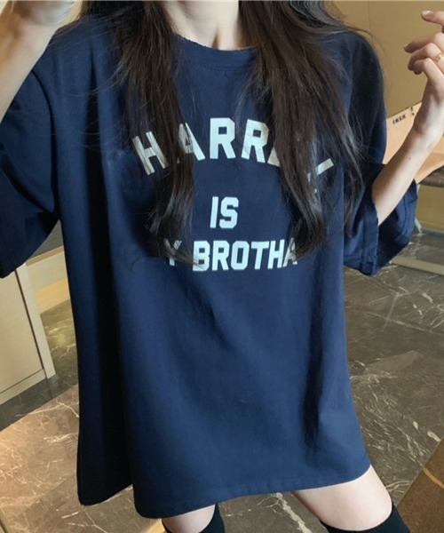 SallyLunn(サリーラン)の「【デイリーに活躍するロゴT♪】フロントロゴプリントビッグTシャツ(Tシャツ/カットソー・レディース・ネイビー/ホワイト/ピンク/グレー・MEDIUM/LARGE/FREE)」の16枚目の写真