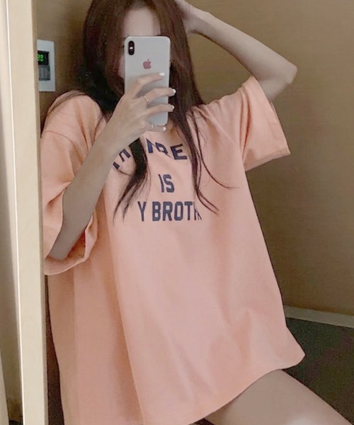 SallyLunn(サリーラン)の「【デイリーに活躍するロゴT♪】フロントロゴプリントビッグTシャツ(Tシャツ/カットソー・レディース・ネイビー/ホワイト/ピンク/グレー・MEDIUM/LARGE/FREE)」の19枚目の写真