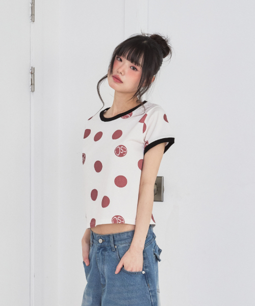 ESCAPEFROM（エスケープフロム）の「レッドビッグロゴドットフルプリントリンガー半袖Tシャツアイボリー（Tシャツ/カットソー・レディース・その他・MEDIUM）」の8枚目の写真