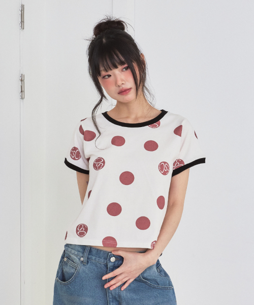 ESCAPEFROM（エスケープフロム）の「レッドビッグロゴドットフルプリントリンガー半袖Tシャツアイボリー（Tシャツ/カットソー・レディース・その他・MEDIUM）」の5枚目の写真
