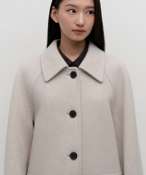 MUSINSA STANDARD WOMAN（ムシンサスタンダードウーマン）の「ウィメンズカシミヤブレンドハーフバルマカンコート[オートミール]（チェスターコート・レディース・その他・LARGE/MEDIUM/SMALL/X-SMALL）」の4枚目の写真