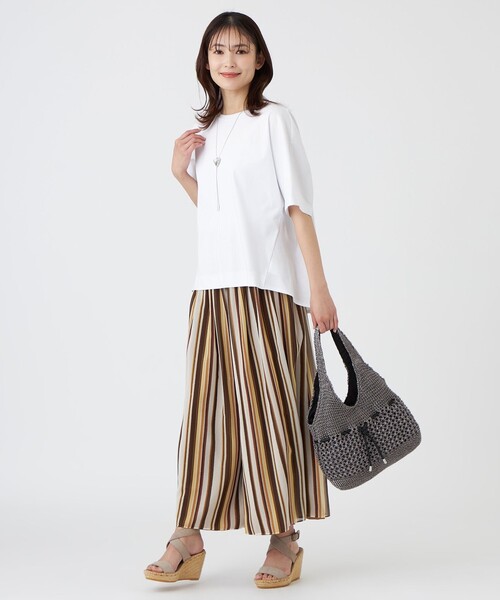 TRANS WORK(トランスワーク)の「【ウォッシャブル】コットンスムースカットソー(Tシャツ/カットソー・レディース・ブラック/レッド/ホワイト・38)」の4枚目の写真
