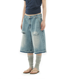 WASHED BUCKLE DENIM SHORTS [INDIGO]