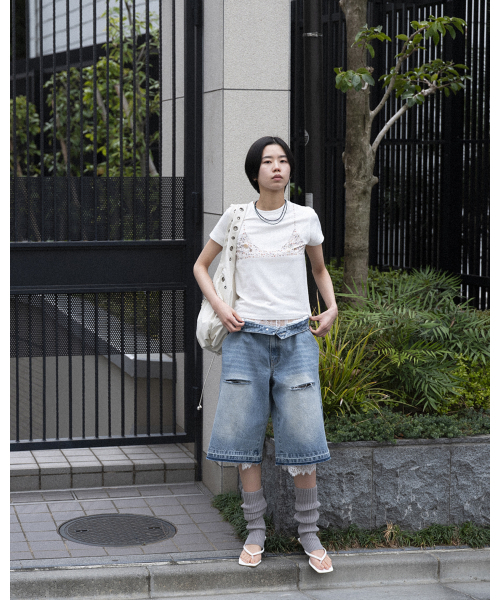 DEFGARMENTS（デフグラメンツ）の「WASHED BUCKLE DENIM SHORTS [INDIGO]（その他パンツ・レディース・その他・SMALL/LARGE/MEDIUM）」の6枚目の写真