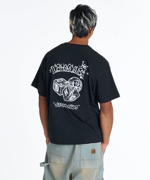 DC SHOES(ディーシーシューズ)の「DC Shoes メンズ 26 PLAY SS Tシャツ 【2026年夏モデル】(Tシャツ/カットソー・メンズ・ホワイト系その他2/ブラック系その他/ホワイト系その他/ブラック系その他2・MEDIUM/X-LARGE/LARGE)」の1枚目の写真