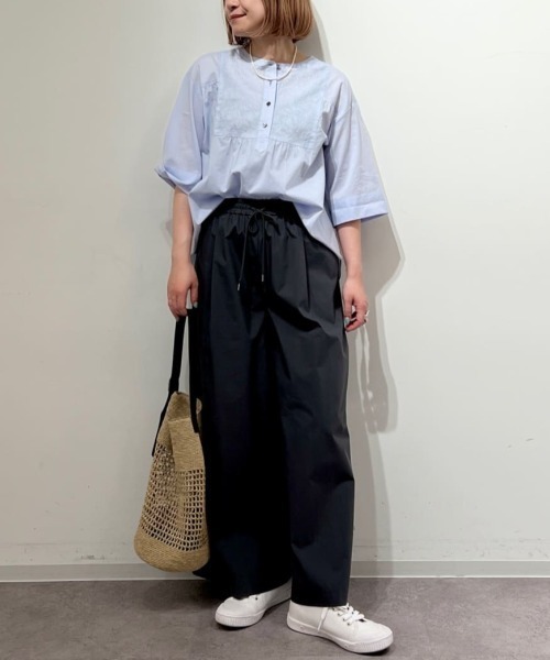 human woman(ヒューマンウーマン)の「◆【オーガニックコットン混 / 3サイズ展開 / ウォッシャブル】オーガニックコットン混ストレッチガウチョパンツ(その他パンツ・レディース・ベージュ/グレー系その他・MEDIUM/LARGE/SMALL)」の21枚目の写真