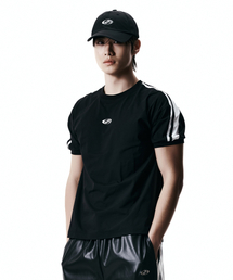 HYUNFIT（ヒョンフィット）の「SHOULDER 2-STRIPES T-SHIRT-[BLACK]（Tシャツ/カットソー）」