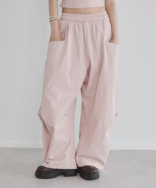 ENVYM(アンビー)の「イージールーズパンツ(チノパンツ・レディース・ピンク/カーキ/ブラック・M/S)」の1枚目の写真