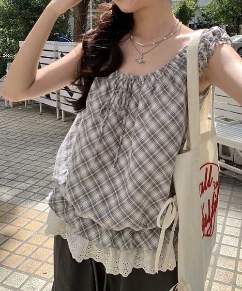 leune(ルネ)の「裾レースノースリーブチェックブラウス(シャツ/ブラウス・レディース・グレー・FREE)」の9枚目の写真