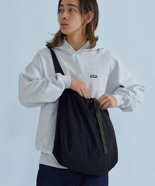 SILAS(サイラス)の「PACKABLE SHOULDER BAG(ショルダーバッグ・メンズ・オリーブ/ブラック・ONE SIZE)」の1枚目の写真