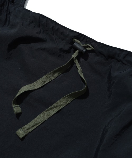 SILAS(サイラス)の「PACKABLE SHOULDER BAG(ショルダーバッグ・メンズ・オリーブ/ブラック・ONE SIZE)」の5枚目の写真