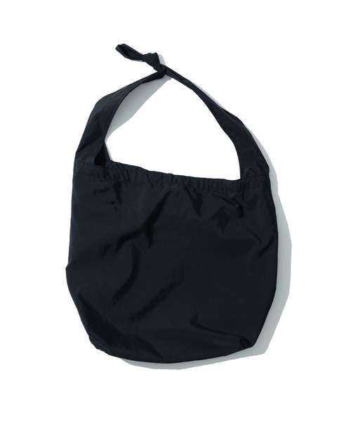 SILAS(サイラス)の「PACKABLE SHOULDER BAG(ショルダーバッグ・メンズ・オリーブ/ブラック・ONE SIZE)」の3枚目の写真