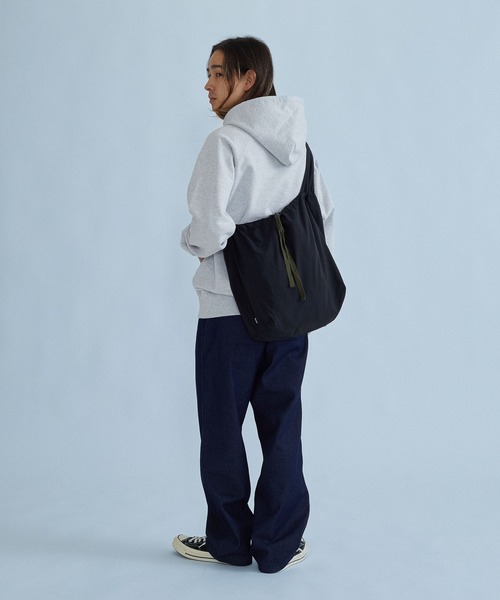 SILAS(サイラス)の「PACKABLE SHOULDER BAG(ショルダーバッグ・メンズ・オリーブ/ブラック・ONE SIZE)」の10枚目の写真