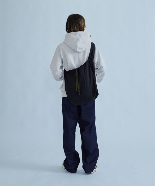 SILAS(サイラス)の「PACKABLE SHOULDER BAG(ショルダーバッグ・メンズ・オリーブ/ブラック・ONE SIZE)」の11枚目の写真