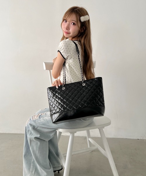 Loueme(ルエム)の「キルティングチェーントートバッグ(トートバッグ・レディース・オフホワイト/ピンク/ブラック・FREE)」の12枚目の写真