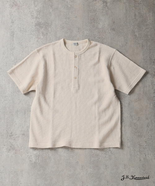 JOURNAL STANDARD J.S HOMESTEAD(ジャーナルスタンダードホームステッド)の「J.S.Homestead / レノ メッシュ ファブリック ヘンリー ネック Tシャツ(Tシャツ/カットソー・メンズ・パープル/ブラック/アイボリー/レンガ・MEDIUM/LARGE)」の2枚目の写真