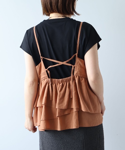 leswel(レスウェル)の「【M/L】フリルティアードキャミブラウス(その他トップス・レディース・ブラック/ネイビー/キャメル・L/M)」の5枚目の写真