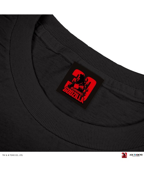 AIR TWOKYO(エアトゥーキョー)の「『ゴジラVSデストロイア』30周年 シーンイラストTシャツ 2(バーニングゴジラ)(Tシャツ/カットソー・メンズ・ブラック/ホワイト・XX-LARGE/X-LARGE/LARGE/MEDIUM/SMALL)」の6枚目の写真