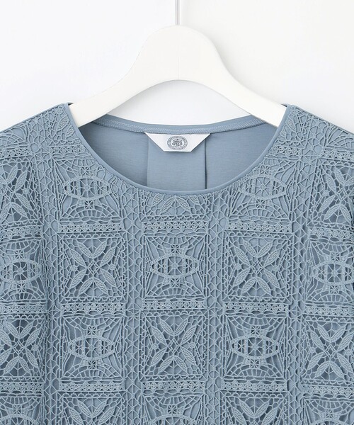 J.PRESS Ladies(J.プレス レディス)の「【一枚で着映え・シーンレスに活躍】レーシーコンビ クルーネック カットソー(Tシャツ/カットソー・レディース・ホワイト系/スカイブルー系/ネイビー系/ベージュ系・SMALL)」の14枚目の写真
