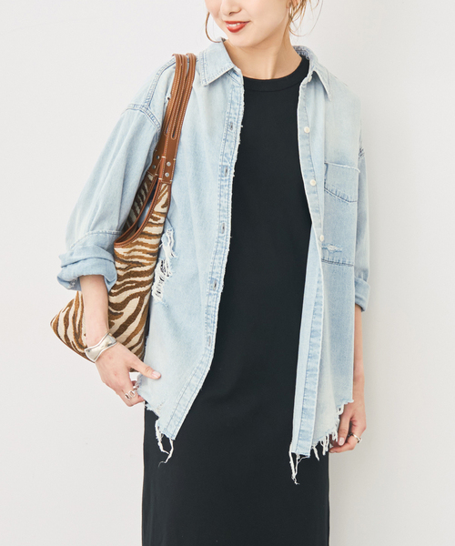 Spick & Span(スピックアンドスパン)の「6ozダメージデニムシャツ(シャツ/ブラウス・レディース・ブルー系その他/サックスブルー・FREE)」の19枚目の写真