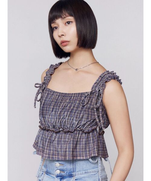 EMODA（エモダ）の「シアーベロアリボンフリルタンクトップ（タンクトップ・レディース・ホワイト/ブラック/ネイビー/ブラウン・FREE）」の6枚目の写真