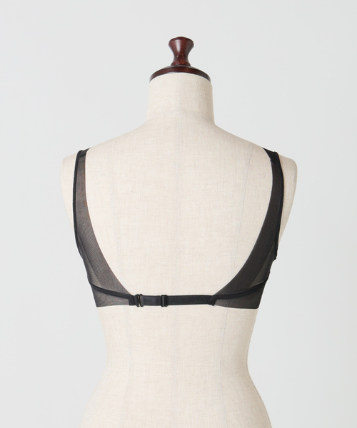 NICENICE MOMENT(ナイスナイスモーメント)の「NICENICE MOMENT/ナイスナイスモーメント MESH FINE STRAP BRA(その他アンダーウェア/インナー・レディース・ブラック/ベージュ/ブラック系その他・38/36)」の6枚目の写真