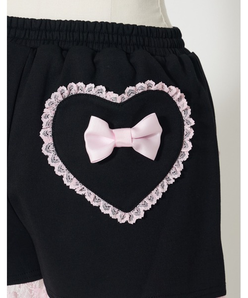 AVENCHUMU(アバンチュウム)の「Lace up & heart pocket short pants(その他パンツ・レディース・ブラック/ピンク/ブラック×ピンク・FREE)」の19枚目の写真