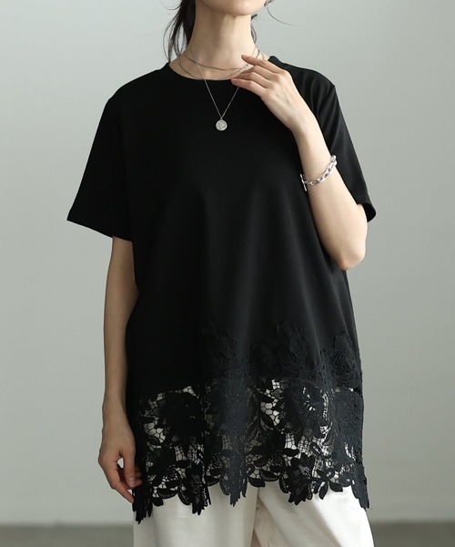Sawa a la mode(サワアラモード)の「レースヘムロングTシャツ(Tシャツ/カットソー・レディース・ブラック/ホワイト・FREE)」の2枚目の写真