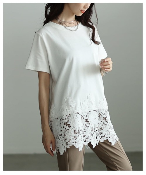 Sawa a la mode(サワアラモード)の「レースヘムロングTシャツ(Tシャツ/カットソー・レディース・ブラック/ホワイト・FREE)」の9枚目の写真