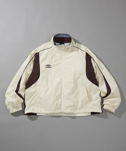 UMBRO(アンブロ)の「UMBRO/アンブロ SP NYLON JKT/別注 ナイロン トラックジャケット(ブルゾン・メンズ・ブラック/オフホワイト/その他15/ブラウン・X-LARGE/LARGE/MEDIUM)」の14枚目の写真