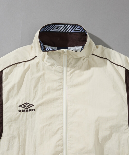 UMBRO(アンブロ)の「UMBRO/アンブロ SP NYLON JKT/別注 ナイロン トラックジャケット(ブルゾン・メンズ・ブラック/オフホワイト/その他15/ブラウン・X-LARGE/LARGE/MEDIUM)」の16枚目の写真