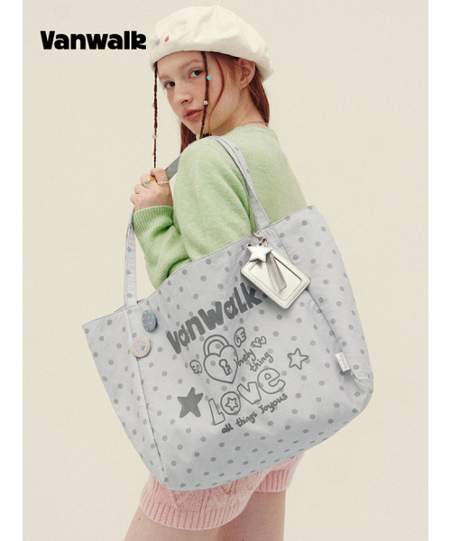 VANWALK（バンウォーク）の「Clover Tote Bag [Ash Blue]（ショルダーバッグ・レディース・インディゴブルー・FREE）」の2枚目の写真