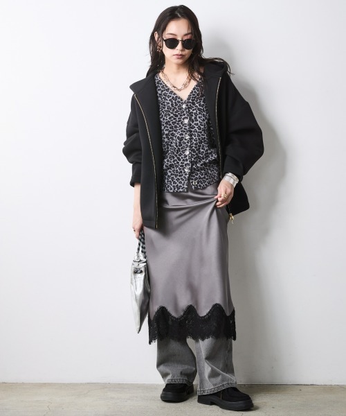CHIC STYLE(シックスタイル)の「レオパードプリントVネックニットカーディガン<大きいサイズ有>シックスタイル(カーディガン/ボレロ・レディース・ブラウン系/グレー系・L~LL/M/5L~6L/3L~4L)」の19枚目の写真