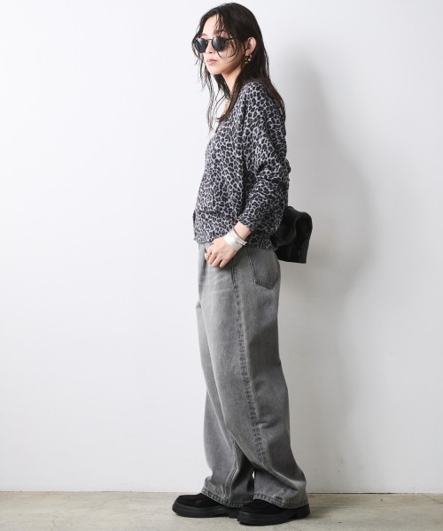 CHIC STYLE(シックスタイル)の「レオパードプリントVネックニットカーディガン<大きいサイズ有>シックスタイル(カーディガン/ボレロ・レディース・ブラウン系/グレー系・L~LL/M/5L~6L/3L~4L)」の18枚目の写真