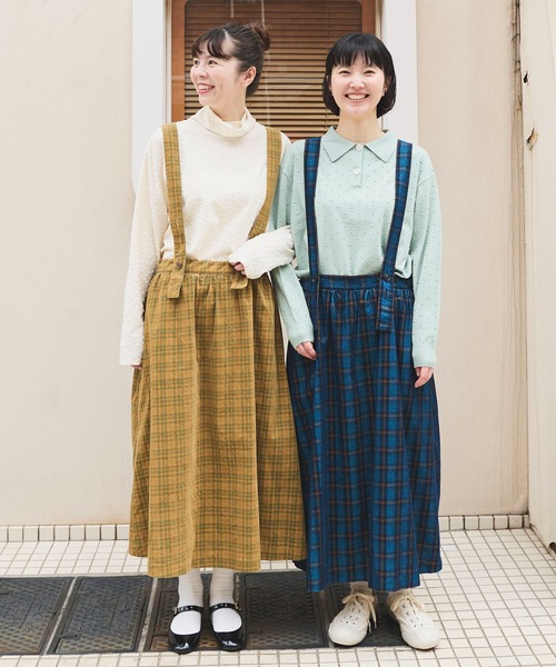 l'atelier du savon（アトリエドサボン）の「コーデュロイチェック サスペンダースカート（ジャンパースカート・レディース・ブルー/ブラック/イエロー・FREE）」の9枚目の写真