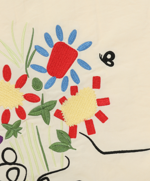 417 EDIFICE(フォーワンセブンエディフィス)の「NOT OEM FLOWER TOTE BAG(トートバッグ・メンズ・パープル/ブラック/アイボリー・FREE)」の9枚目の写真